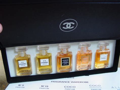 perfumes chanel miniature set precio|chanel perfume mademoiselle set.